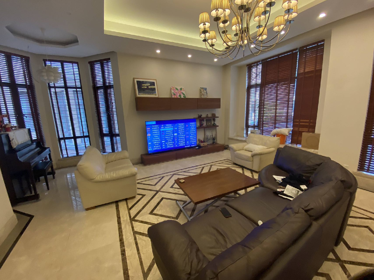 Royal Lakefront Mansion - 4 bedroom apartment in Suzhou, Industrial Park