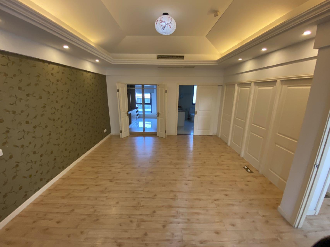 Royal Lakefront Mansion - Interior view 5, Suzhou rental property