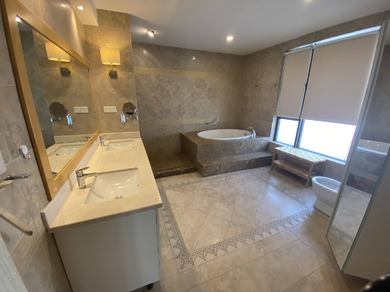 Royal Lakefront Mansion - Interior view 11, Suzhou rental property