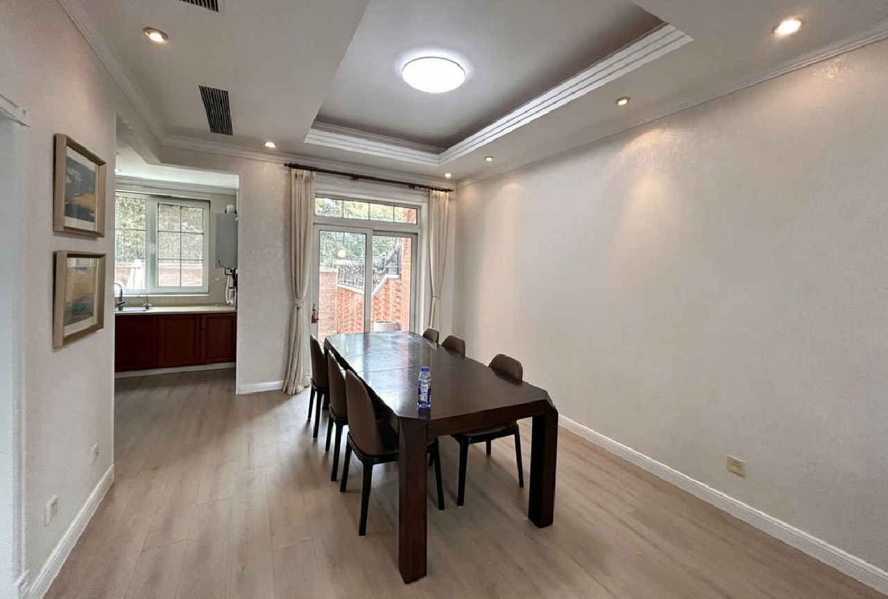 Similar property: Le Leman Lake Villa, 4 bedrooms, 317 sqm in Beijing