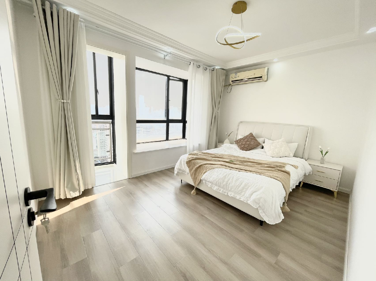 Similar property: Jin Xiang Apartment, 2 bedrooms, 70 sqm in Shanghai