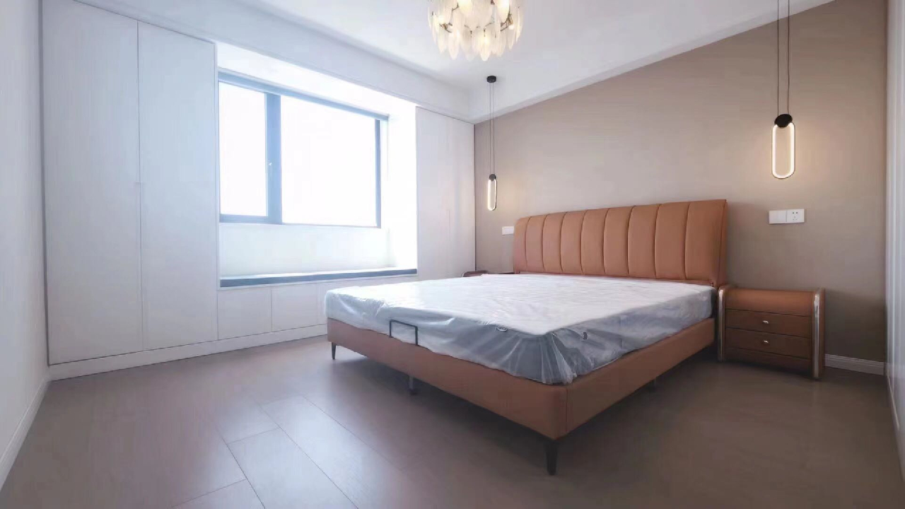 Similar property: Yuhua Apartment, 3 bedrooms, 140 sqm in Shanghai