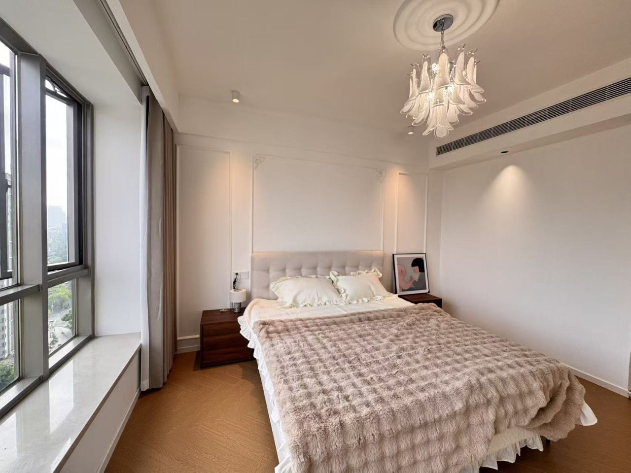 Similar property: Yanlord Town, 3 bedrooms, 161 sqm in Shanghai
