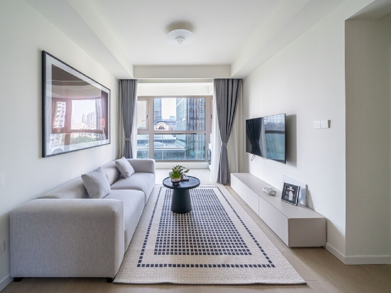 Same compound: Maison Des Artistes, 1 bedrooms in Shanghai