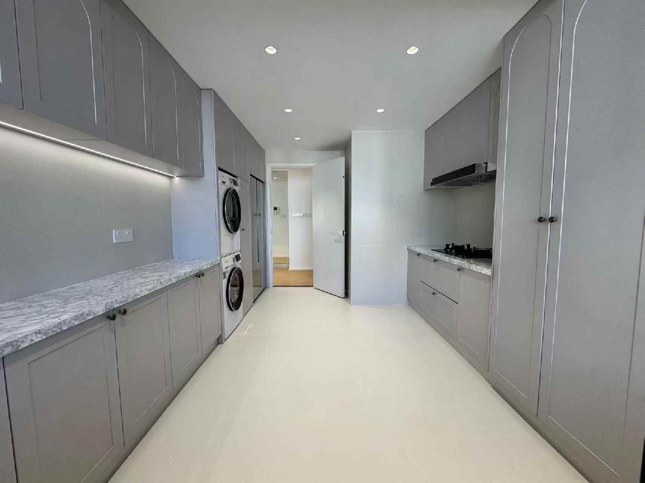 Jing An Four Seasons - Interior view 8, Shanghai rental property