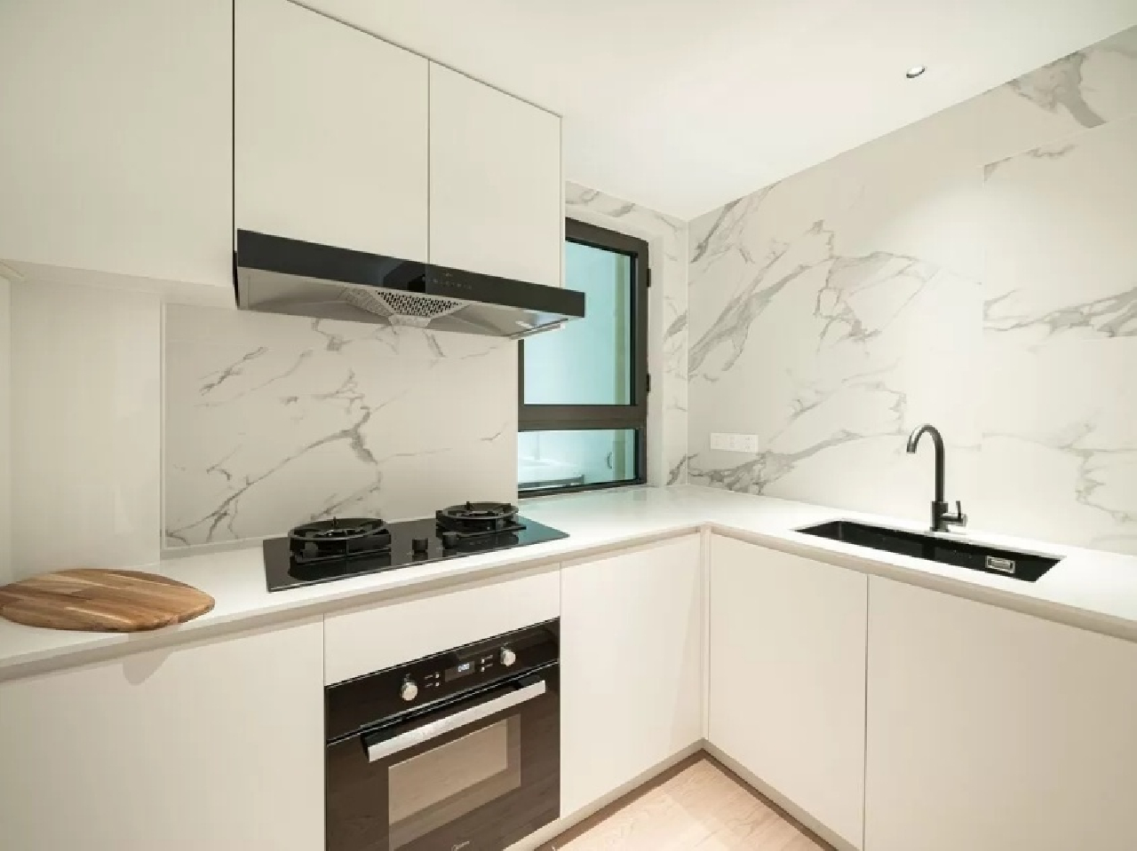 Similar property: Central Mansion, 2 bedrooms, 89 sqm in Shanghai