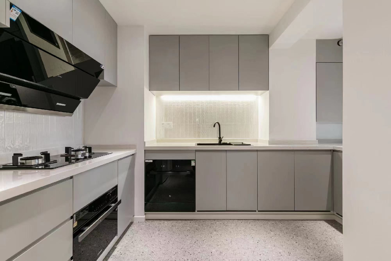 Similar property: One Park Avenue, 1 bedrooms, 70 sqm in Shanghai
