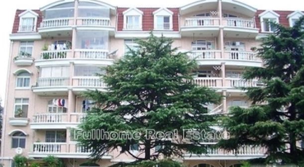 Jing An Garden View - 3 bedroom apartment in Shanghai, Jing An, Downtown